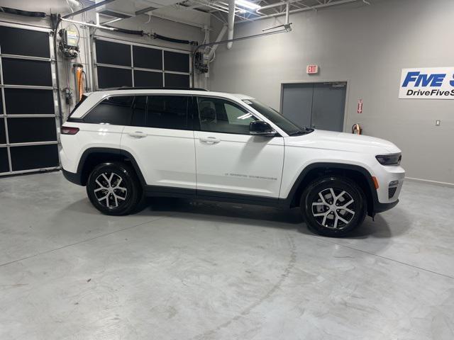2025 Jeep Grand Cherokee GRAND CHEROKEE LIMITED 4X2