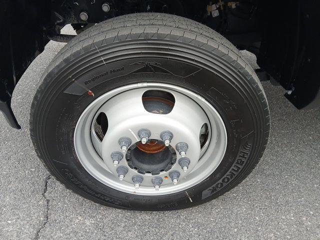 2026 RAM Ram 5500 Chassis Cab RAM 5500 TRADESMAN CHASSIS CREW CAB 4X4 84 CA