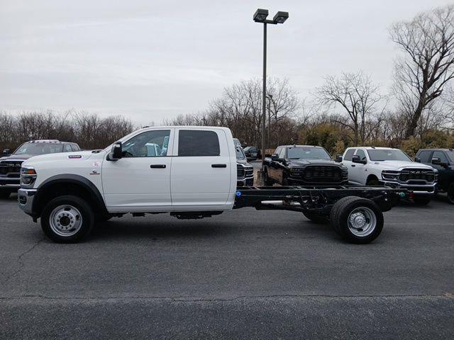 2026 RAM Ram 5500 Chassis Cab RAM 5500 TRADESMAN CHASSIS CREW CAB 4X4 84 CA