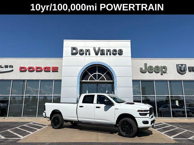 2026 RAM Ram 2500 RAM 2500 BLACK EXPRESS CREW CAB 4X4 8 BOX