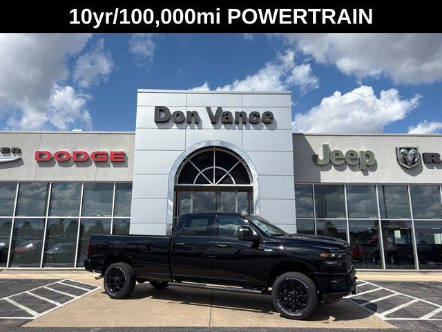 2026 RAM Ram 2500 RAM 2500 BLACK EXPRESS CREW CAB 4X4 8 BOX
