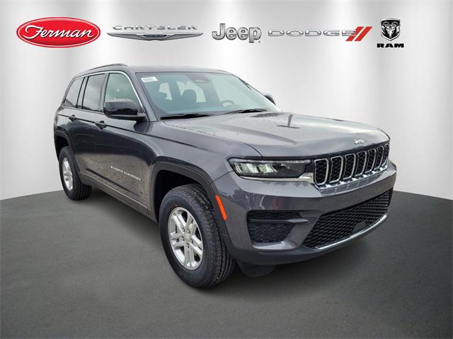 2025 Jeep Grand Cherokee GRAND CHEROKEE LAREDO 4X2