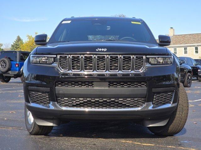 2025 Jeep Grand Cherokee GRAND CHEROKEE L LAREDO X 4X4