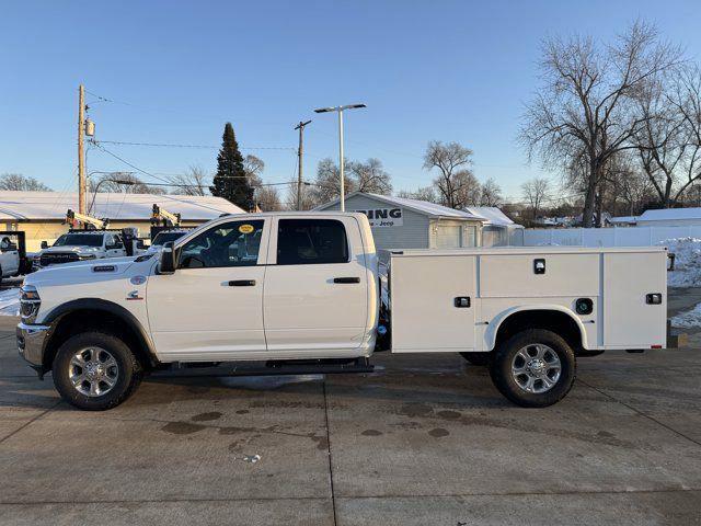 2026 RAM Ram 3500 Chassis Cab RAM 3500 TRADESMAN CREW CAB CHASSIS 4X4 60 CA