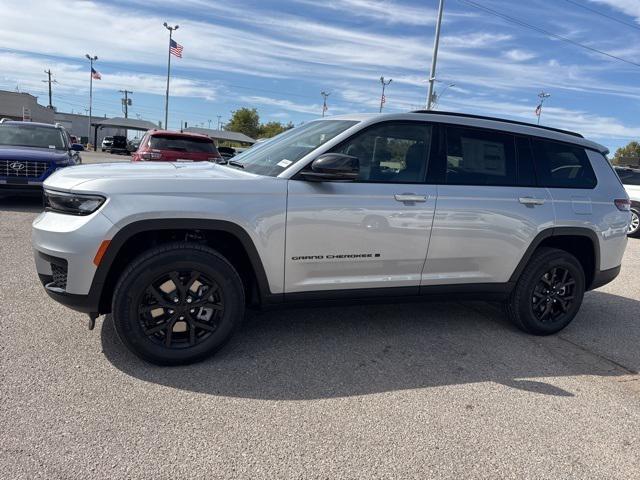 2025 Jeep Grand Cherokee GRAND CHEROKEE L ALTITUDE 4X2