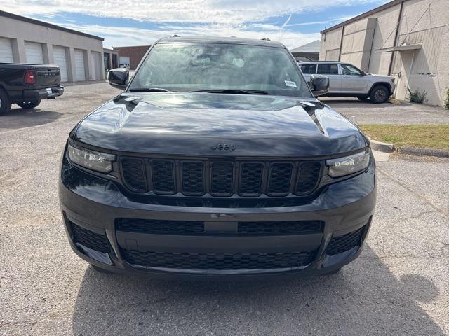 2025 Jeep Grand Cherokee GRAND CHEROKEE L ALTITUDE 4X2