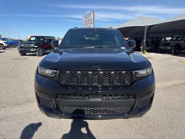 2025 Jeep Grand Cherokee GRAND CHEROKEE L ALTITUDE 4X4