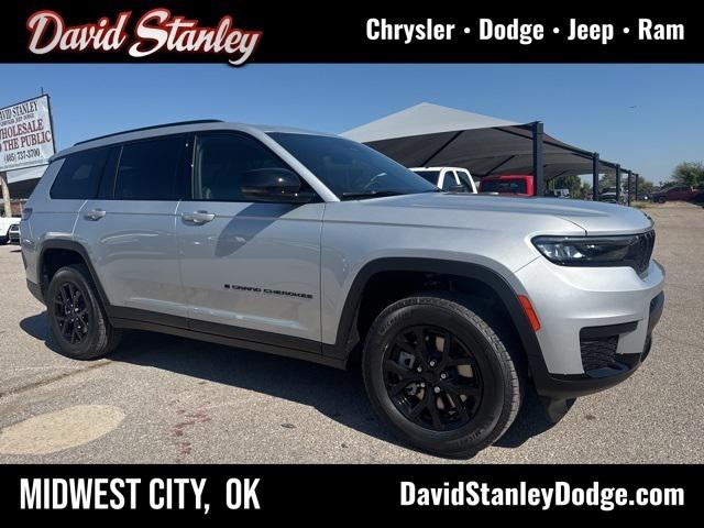 2025 Jeep Grand Cherokee GRAND CHEROKEE L ALTITUDE 4X4