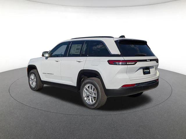2025 Jeep Grand Cherokee GRAND CHEROKEE LAREDO X 4X2