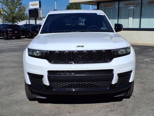 2025 Jeep Grand Cherokee GRAND CHEROKEE L ALTITUDE X 4X4