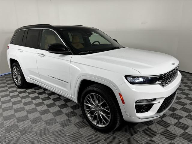 2025 Jeep Grand Cherokee GRAND CHEROKEE SUMMIT 4X4