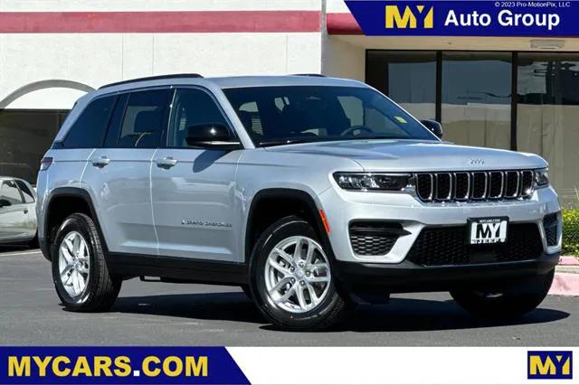 2025 Jeep Grand Cherokee GRAND CHEROKEE LAREDO X 4X4 2025 Jeep Grand Cherokee GRAND CHEROKEE LAREDO X 4X4