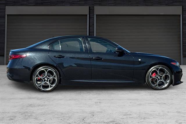 2023 Alfa Romeo Giulia Ti RWD 2023 Alfa Romeo Giulia Ti RWD