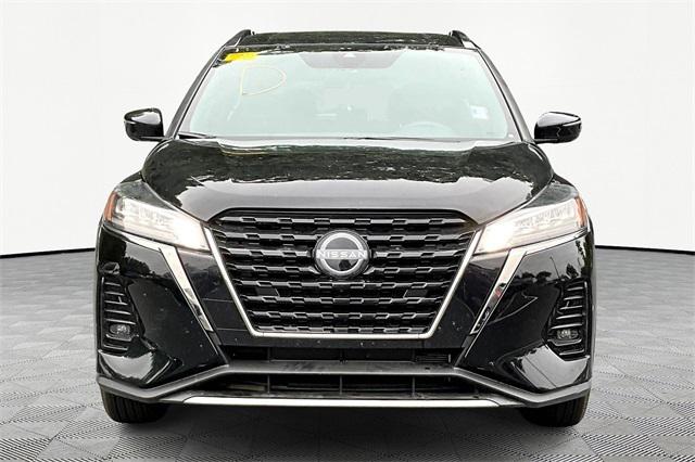 2024 Nissan Kicks SR Xtronic CVT