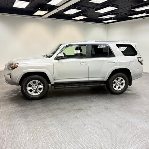 2018 Toyota 4Runner SR5 2018 Toyota 4Runner SR5