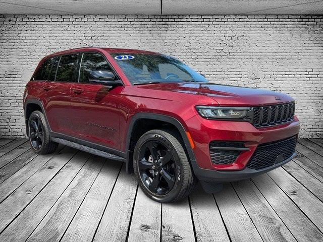 2023 Jeep Grand Cherokee Altitude 4x4