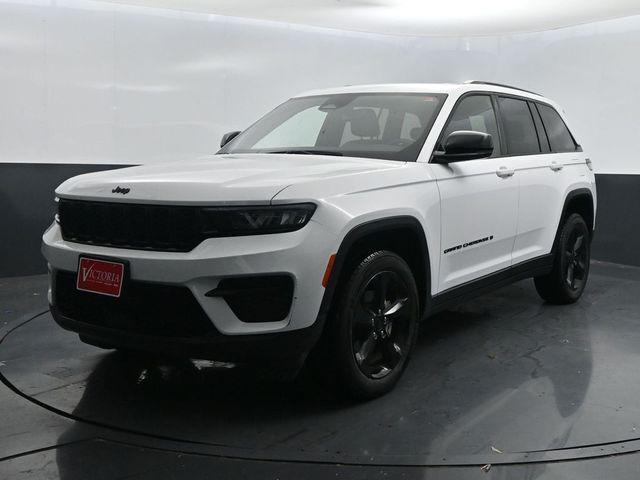 2023 Jeep Grand Cherokee Altitude 4x2
