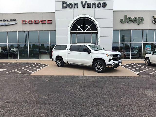 2023 Chevrolet Silverado 1500 4WD Crew Cab Standard Bed LT