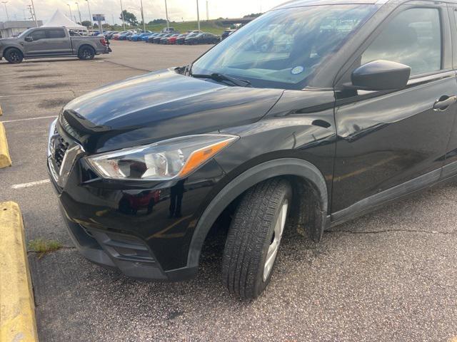 2019 Nissan Kicks S