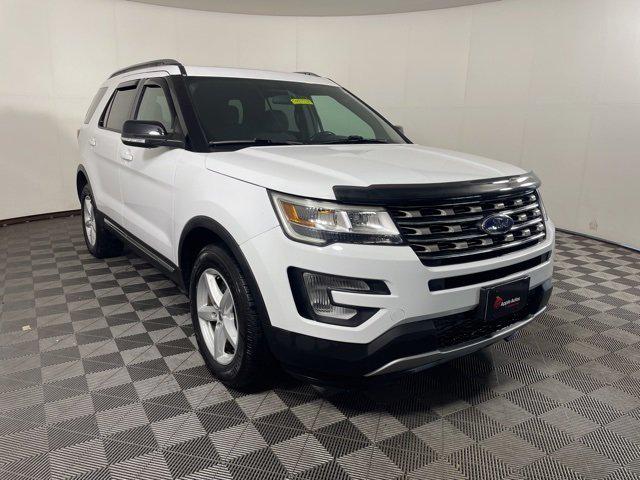 2017 Ford Explorer XLT 2017 Ford Explorer XLT