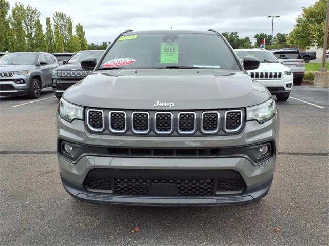 2023 Jeep Compass Latitude Lux FWD