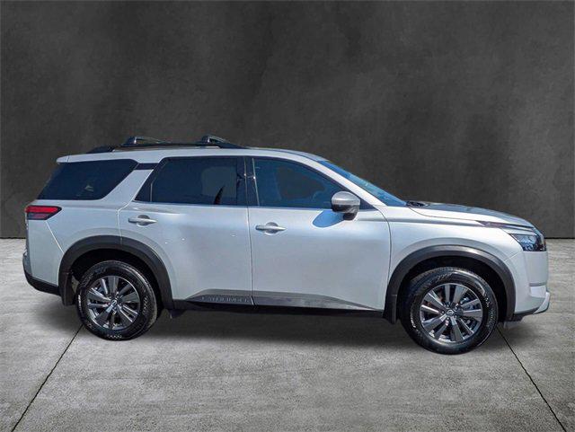 2024 Nissan Pathfinder SV 4WD