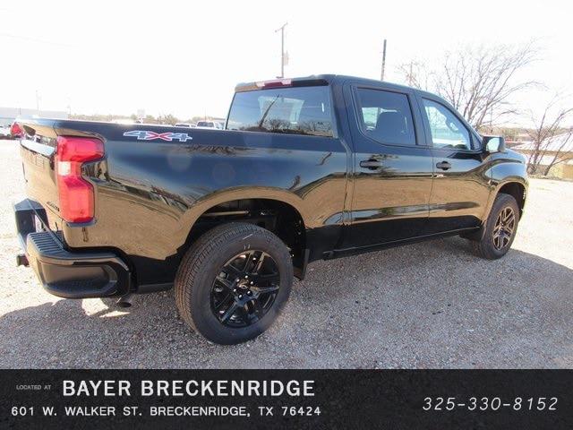 2024 Chevrolet Silverado 1500 4WD Crew Cab Short Bed Custom