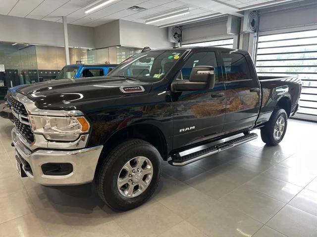 2024 RAM 2500 Big Horn Crew Cab 4x4 64 Box