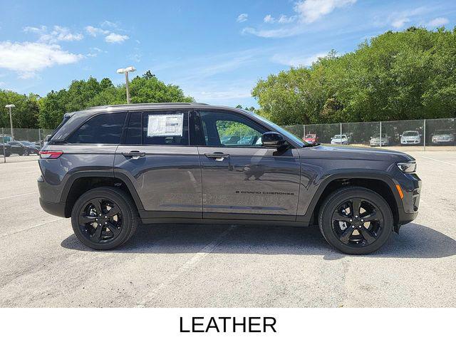 2024 Jeep Grand Cherokee Altitude 4x2
