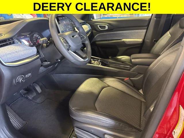 2025 Jeep Compass Latitude 4x4 2025 Jeep Compass Latitude 4x4