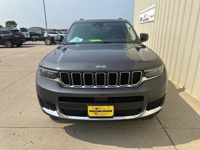 2023 Jeep Grand Cherokee L Laredo 4x4 2023 Jeep Grand Cherokee L Laredo 4x4