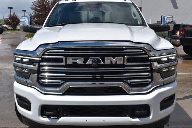 2025 RAM Ram 3500 RAM 3500 LARAMIE CREW CAB 4X4 8 BOX