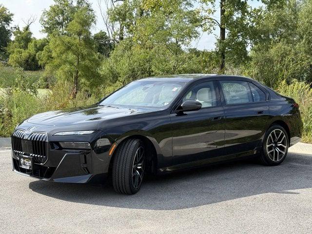 2025 BMW 760i xDrive 2025 BMW 760i xDrive