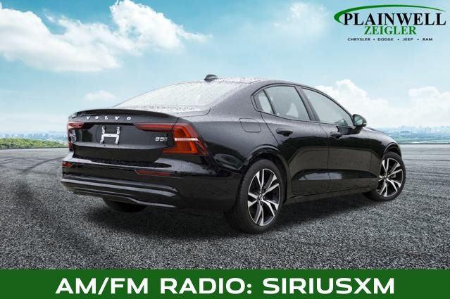 2023 Volvo S60 B5 Plus Dark Theme
