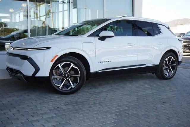 2025 Chevrolet Equinox LT 2