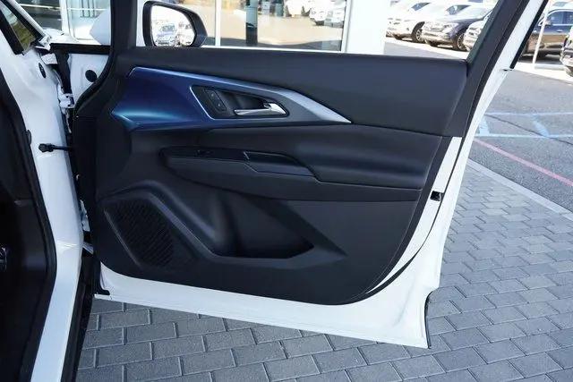 2025 Chevrolet Equinox LT 2
