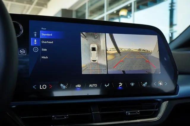 2025 Chevrolet Equinox LT 2