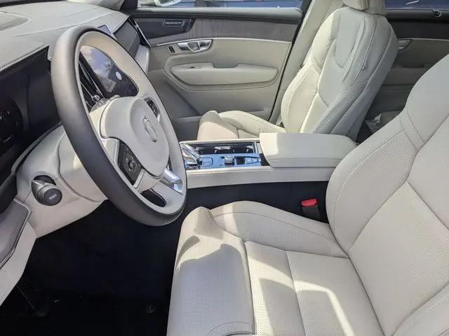 2026 Volvo XC90 Ultra, B6 AWD Gas (mild hybrid), Gasoline, Bright, 7 Seats