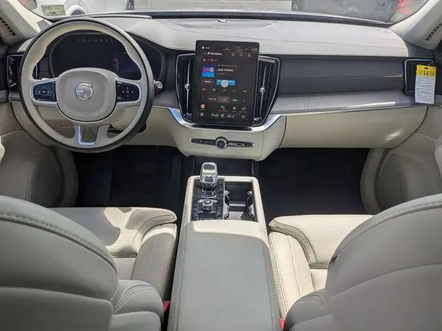 2026 Volvo XC90 Ultra, B6 AWD Gas (mild hybrid), Gasoline, Bright, 7 Seats