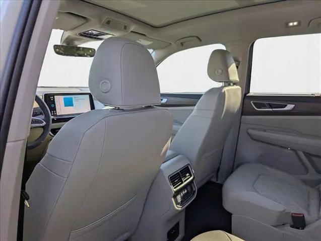 2026 Volkswagen Atlas SEL Premium R-Line