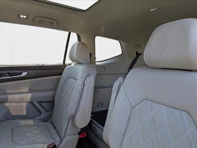 2026 Volkswagen Atlas SEL Premium R-Line