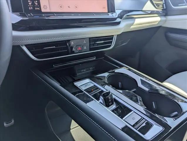 2026 Volkswagen Atlas Cross Sport SEL Premium R-Line
