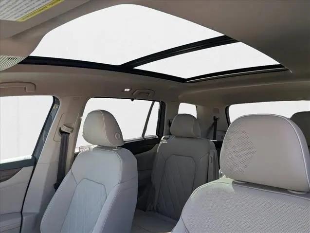 2026 Volkswagen Atlas SEL Premium R-Line