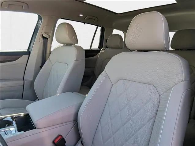2026 Volkswagen Atlas SEL Premium R-Line
