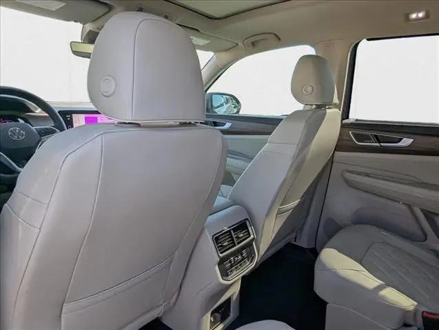 2026 Volkswagen Atlas SEL Premium R-Line