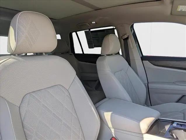 2026 Volkswagen Atlas SEL Premium R-Line
