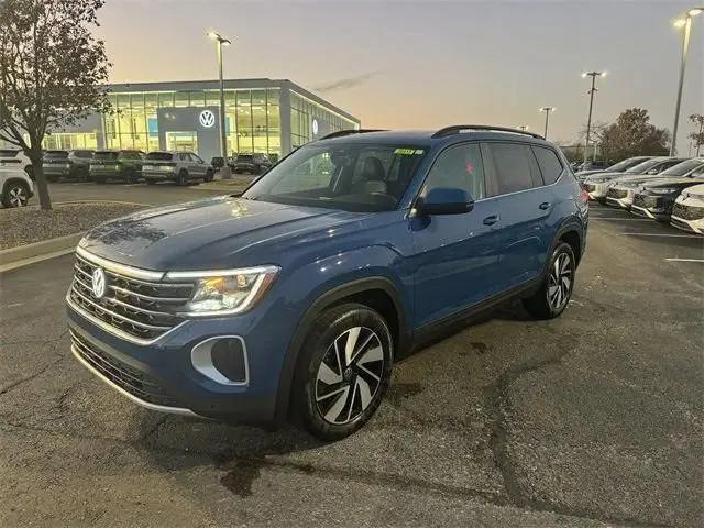 2026 Volkswagen Atlas SE with Technology for sale in Lee's Summit, MO