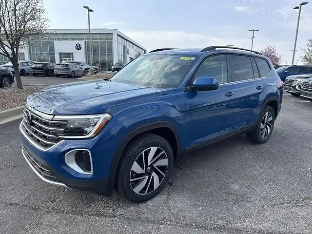 2026 Volkswagen Atlas SE with Technology for sale in Lee's Summit, MO