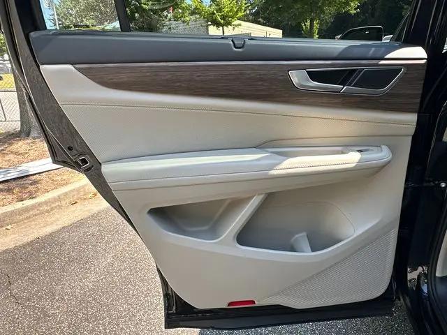 2026 Volkswagen Atlas SEL
