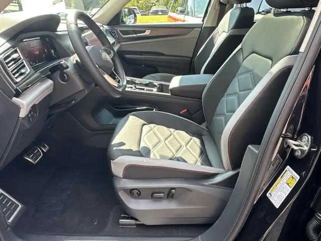 2026 Volkswagen Atlas Peak Edition